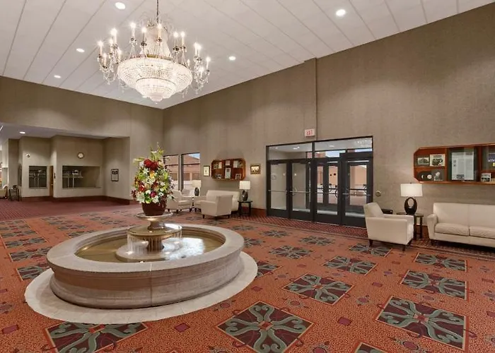 Hotel Delta By Marriott Fargo